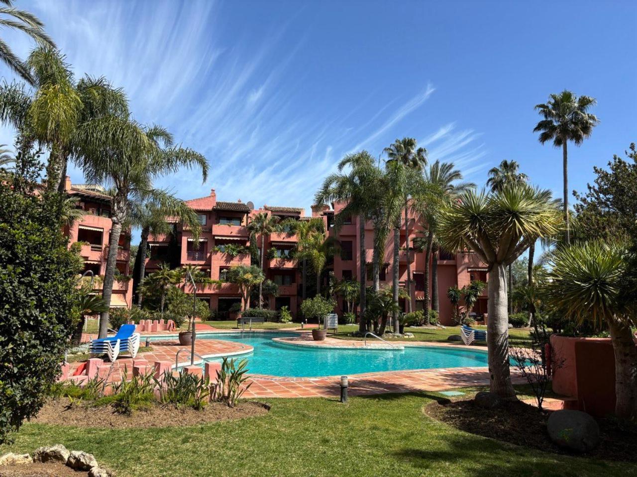 Bliss 2 Min To Alicate And Pool In Apartamento Marbella