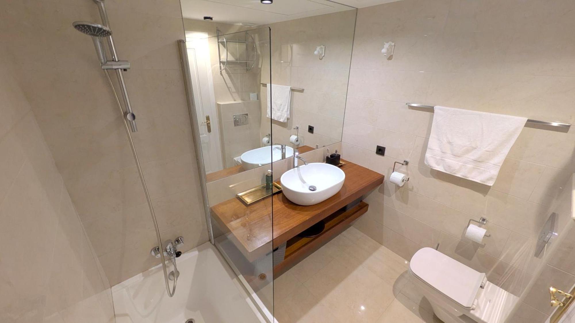 Apartment Bliss 2 Min To Alicate And Pool In